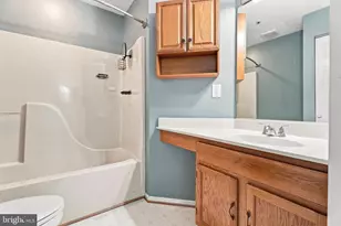 158 Jumpers Cir, Baltimore, MD 21236 - Photo 5
