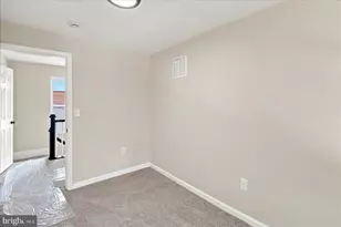 2900 New York Ave, Baltimore, MD 21227 - Photo 17