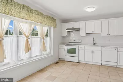 9310 Seven Courts Drive, Baltimore, MD 21236 - Photo 9