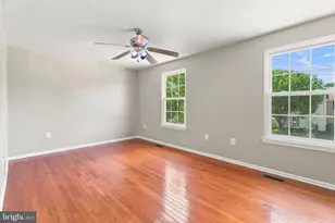 8864 Green Needle Dr, Baltimore, MD 21236 - Photo 19