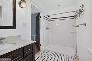 15 Overbrook Rd, Baltimore, MD 21228 - Photo 27