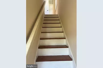 25 Egges Lane #APT.2, Baltimore, MD 21228 - Photo 13