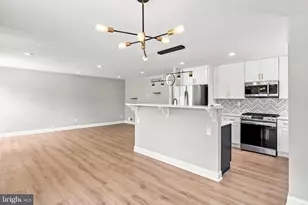 9058 Meadow Heights Rd, Randallstown, MD 21133 - Photo 11