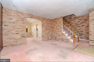 2001 Ormand Rd, Baltimore, MD 21222 - Photo 5