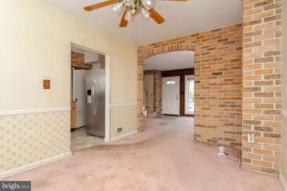 2001 Ormand Road, Baltimore, MD 21222 - Photo 9