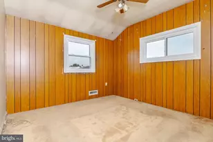 2001 Ormand Rd, Baltimore, MD 21222 - Photo 15