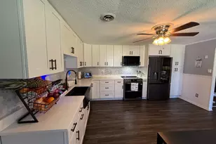 3028 Tennessee Ave, Halethorpe, MD 21227 - Photo 5