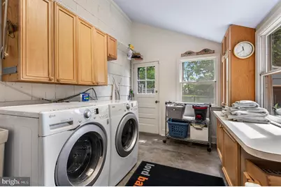 7819 Ellenham Avenue, Baltimore, MD 21204 - Photo 33