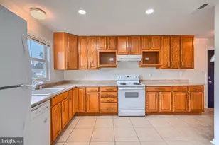 1927 Winder, Windsor Mill, MD 21244 - Photo 9