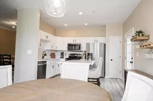 24 Hallsdale, Baltimore, MD 21237 - Photo 9