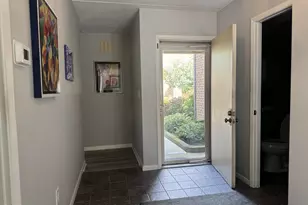 10 Cobbler Ct, Baltimore, MD 21208 - Photo 3