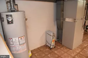 6820 Cherokee Dr, Baltimore, MD 21209 - Photo 25