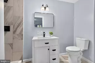 3704 Edgewater Pl, Dundalk, MD 21222 - Photo 23