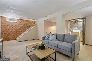9034 Fieldchat Rd, Baltimore, MD 21236 - Photo 23