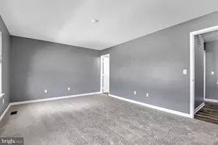 7202 Rutherford Green Cir, Baltimore, MD 21244 - Photo 15