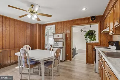 330 Endsleigh Avenue, Baltimore, MD 21220 - Photo 9
