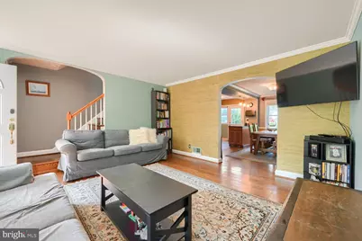 7042 Heathfield Road, Baltimore, MD 21212 - Photo 5