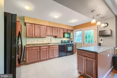 7042 Heathfield Road, Baltimore, MD 21212 - Photo 9