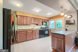 7042 Heathfield Rd, Baltimore, MD 21212 - Photo 9