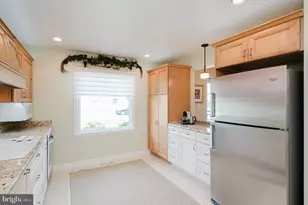 9001 Deviation Rd, Baltimore, MD 21236 - Photo 19