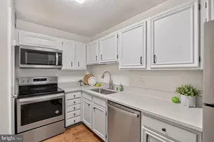 205 E Joppa Rd, Towson, MD 21286 - Photo 25