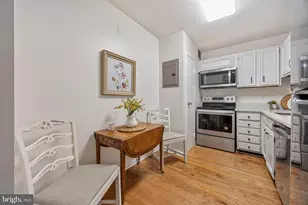 205 E Joppa Rd, Towson, MD 21286 - Photo 19