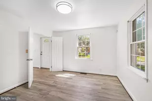 7022 Deerfield Rd, Pikesville, MD 21208 - Photo 11