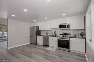 7804 St Bridget Ln, Baltimore, MD 21222 - Photo 9