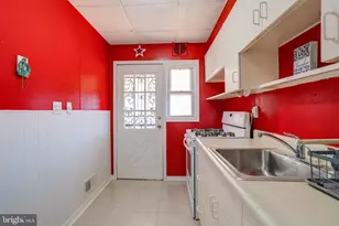 8340 Kavanagh Rd, Baltimore, MD 21222 - Photo 17