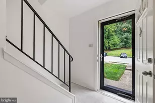 50 Oak Shadows Ct, Baltimore, MD 21228 - Photo 3