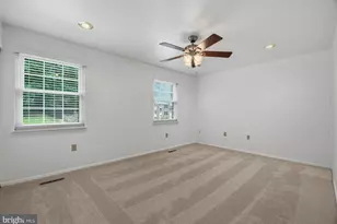 50 Oak Shadows Ct, Baltimore, MD 21228 - Photo 23