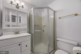 50 Oak Shadows Ct, Baltimore, MD 21228 - Photo 27