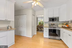 17 Aliceview Ct, Lutherville Timonium, MD 21093 - Photo 11