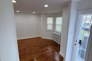 4 Maple Dr, Catonsville, MD 21228 - Photo 3