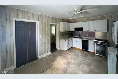10 Gibbons Boulevard, Cockeysville, MD 21030 - Photo 3