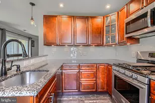 8807 Stoneridge Cir, Pikesville, MD 21208 - Photo 13
