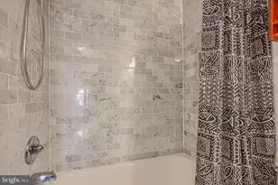 8807 Stoneridge Cir, Pikesville, MD 21208 - Photo 25