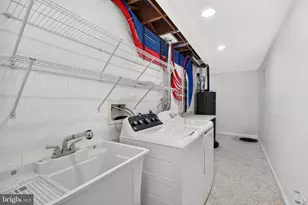 515 S Rolling Rd, Baltimore, MD 21228 - Photo 47