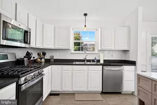 4607 Greencove Cir, Sparrows Point, MD 21219 - Photo 17