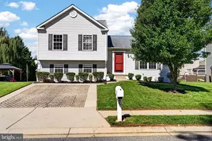 4607 Greencove Cir, Sparrows Point, MD 21219 - Photo 3