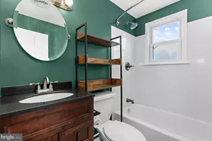 243 4th Ave, Baltimore, MD 21227 - Photo 39