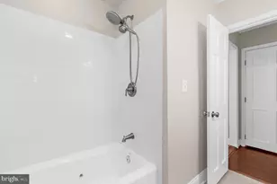 243 4th Ave, Baltimore, MD 21227 - Photo 27