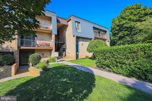 1 Stonehenge Cir, Pikesville, MD 21208 - Photo 9