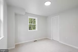4407 Ridge Dr, Baltimore, MD 21229 - Photo 19