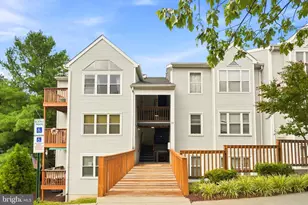 24 Deer Run Ct, Baltimore, MD 21227 - Photo 1