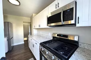 8130 Loch Raven Blvd, Towson, MD 21286 - Photo 11