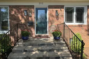 202 Fountain Ct, Lutherville Timonium, MD 21093 - Photo 5