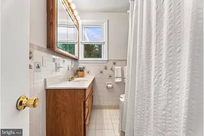 1600 Dennis Avenue, Baltimore, MD 21204 - Photo 23