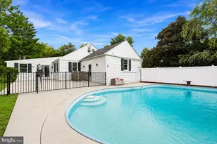 1600 Dennis Ave, Baltimore, MD 21204 - Photo 3