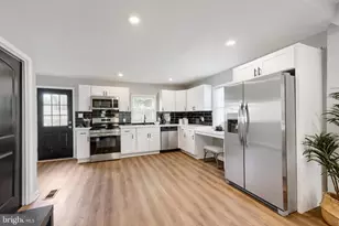 20 Transverse Ave, Baltimore, MD 21220 - Photo 11
